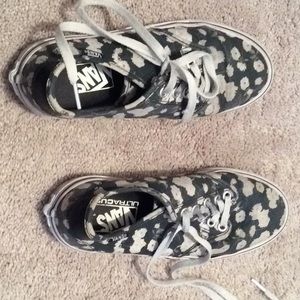 Awesome flower vans